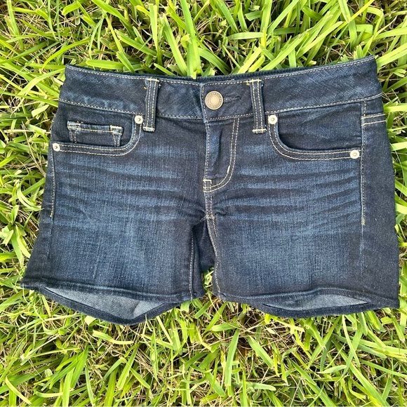 Vintage American Eagle 00 Dark Blue Denim Shorts - Picture 2 of 4